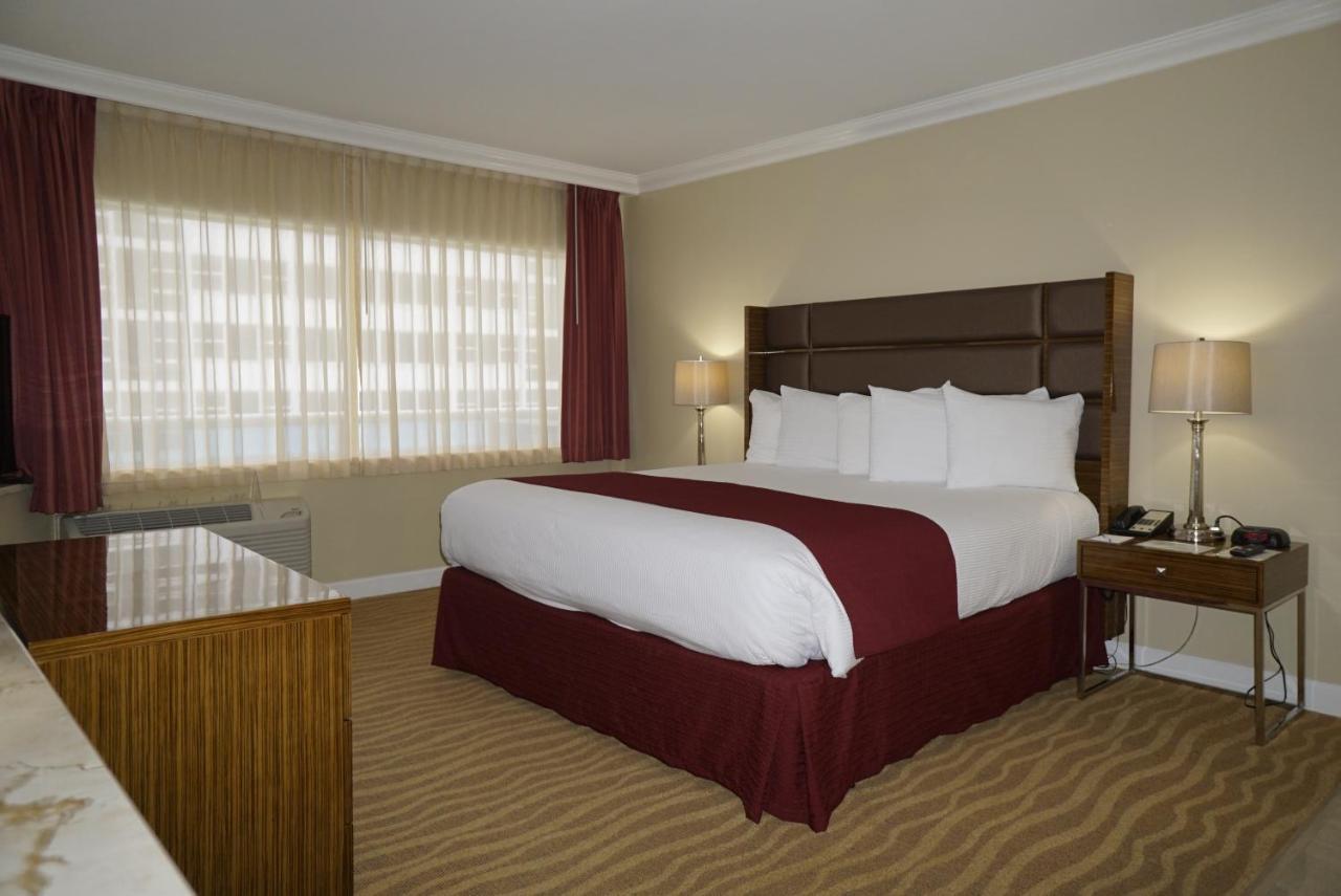 Ocean Sky Hotel & Resort Fort Lauderdale Extérieur photo