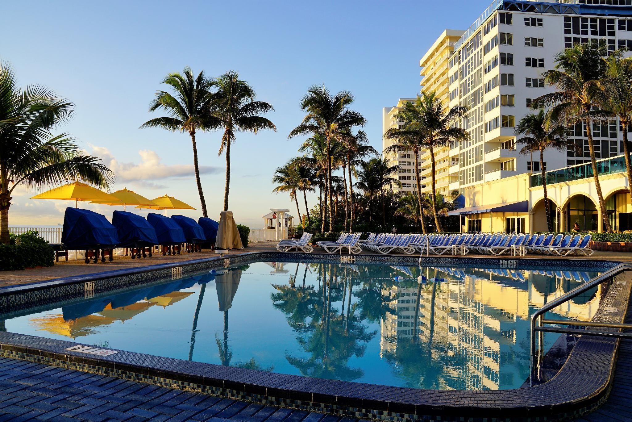 Ocean Sky Hotel & Resort Fort Lauderdale Extérieur photo